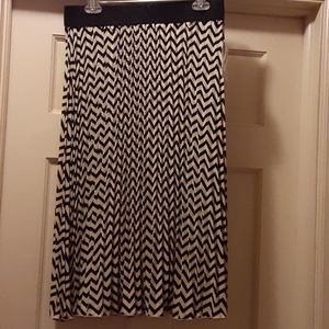 NWT Awesome pleated skirt